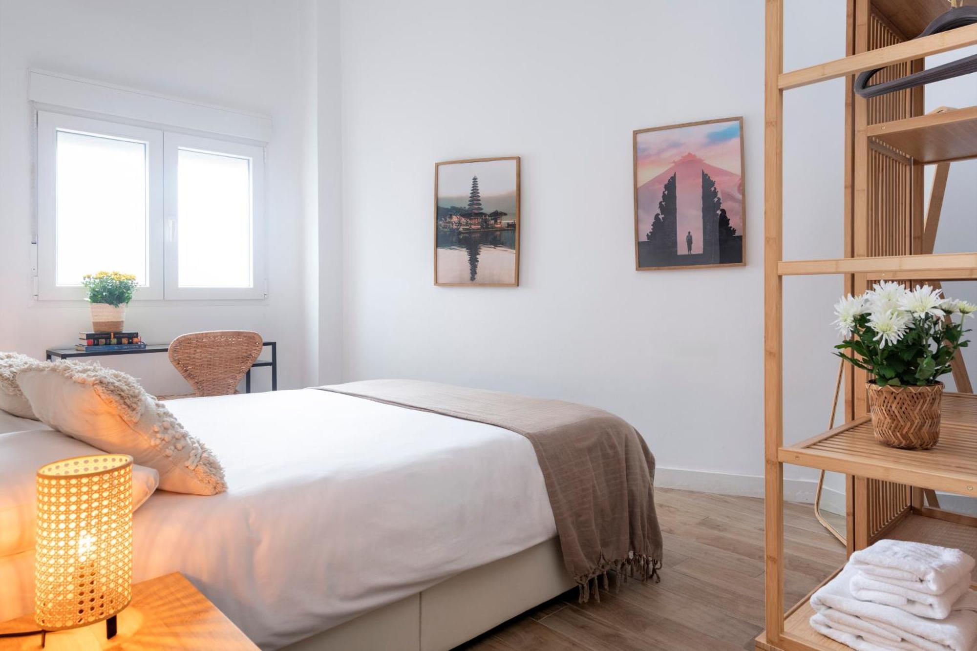 Calma Muralla House-Two Bedrooms & Two Bathrooms Seville Exterior photo